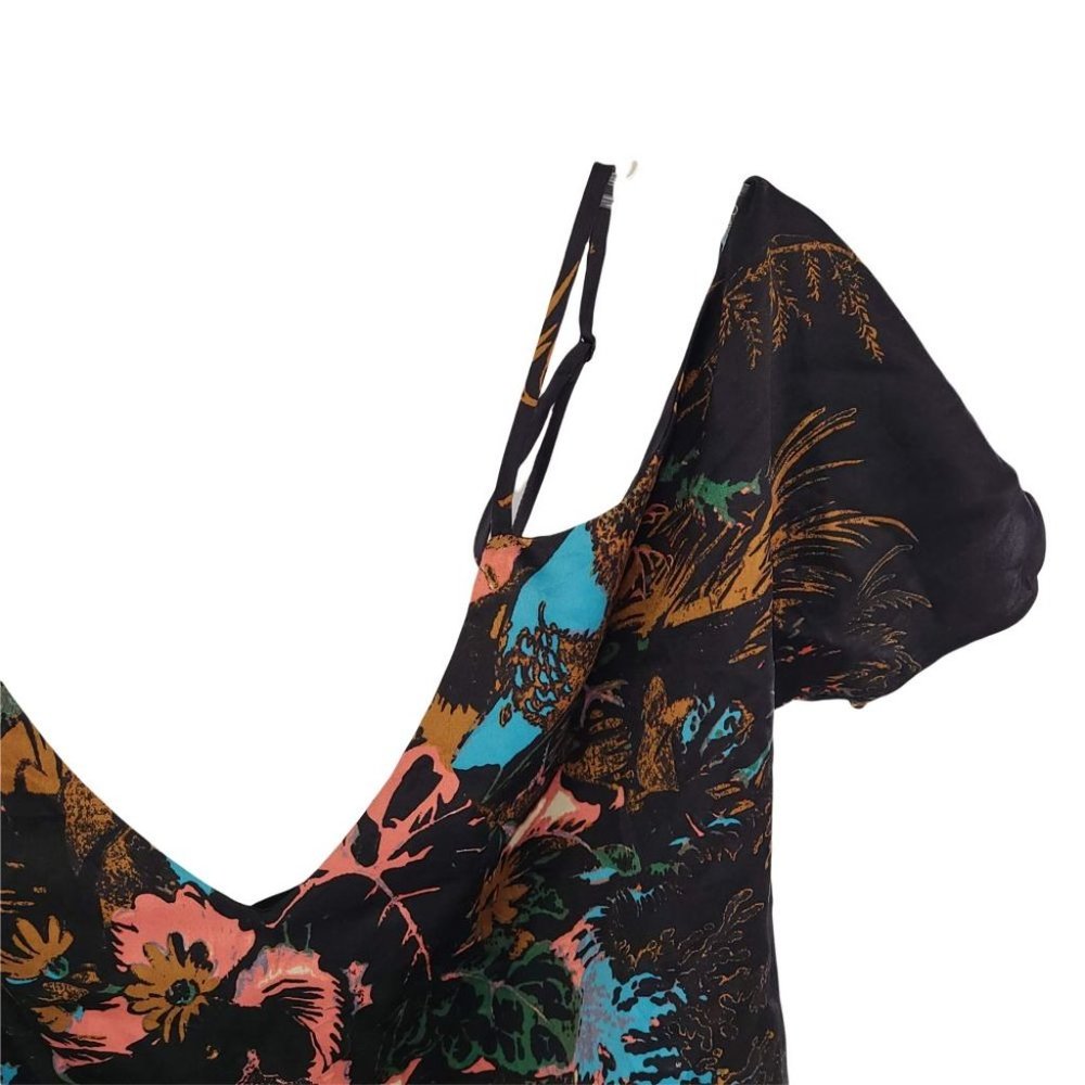 Wilfred Cold Shoulder Short Sleeve 100% Silk Crop Top. Size Small. - Picture 5 of 14